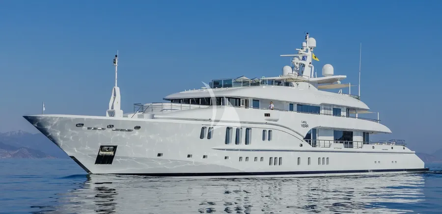 LADY VERA, photos 2