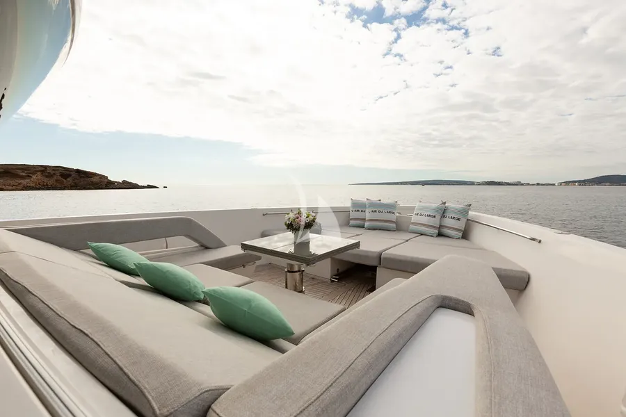 CLOUD IX, inside 2