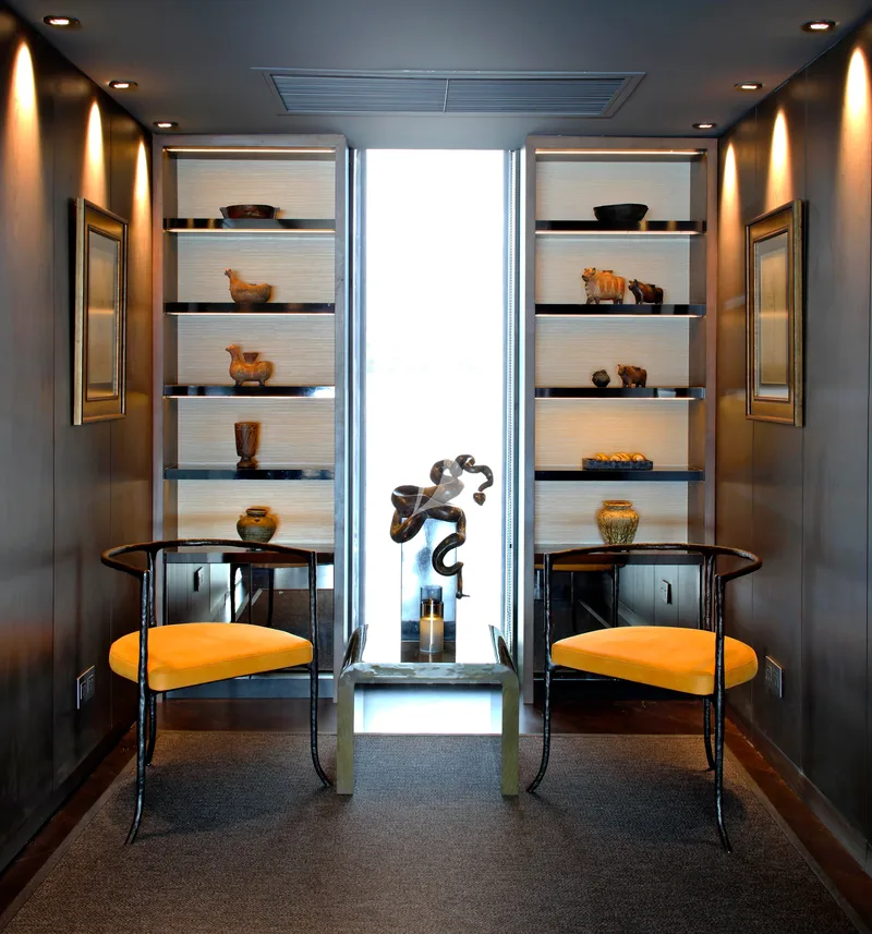 AQUA NERA, inside 6