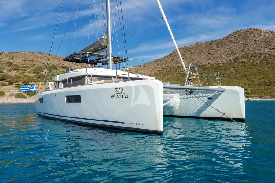 ELVIRA 52, photos 2
