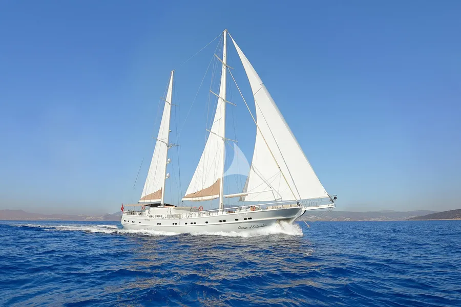 QUEEN OF SALMAKIS, photos 6