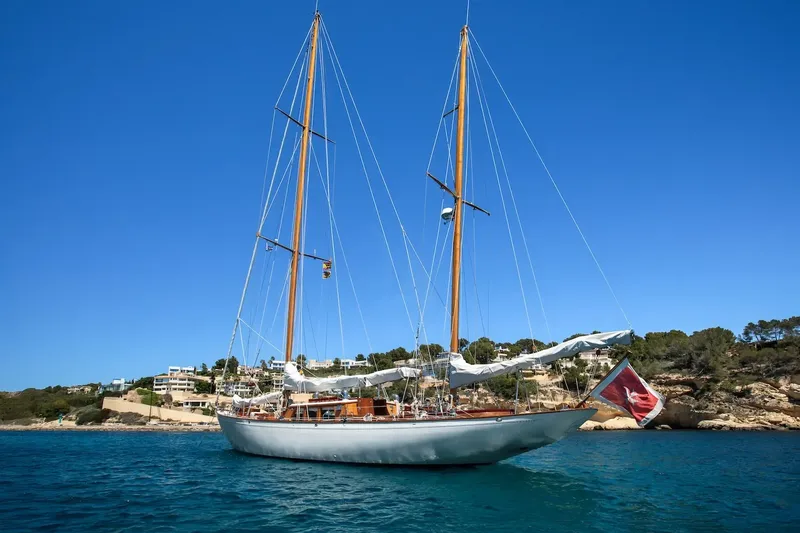 GAEL I, on deck 6