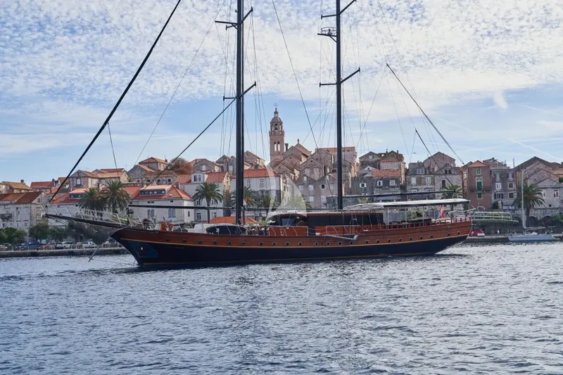 STELLA MARIS, all photos 3