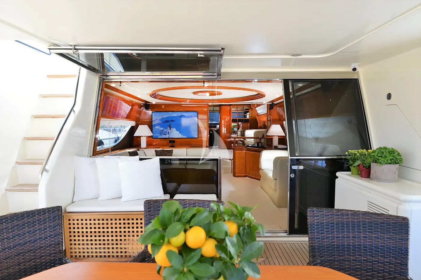 KENTAVROS II, inside 2