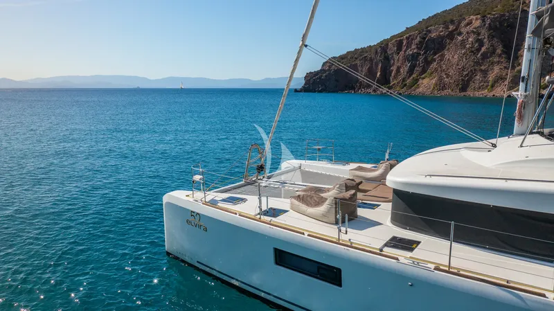 ELVIRA 52, all photos 3