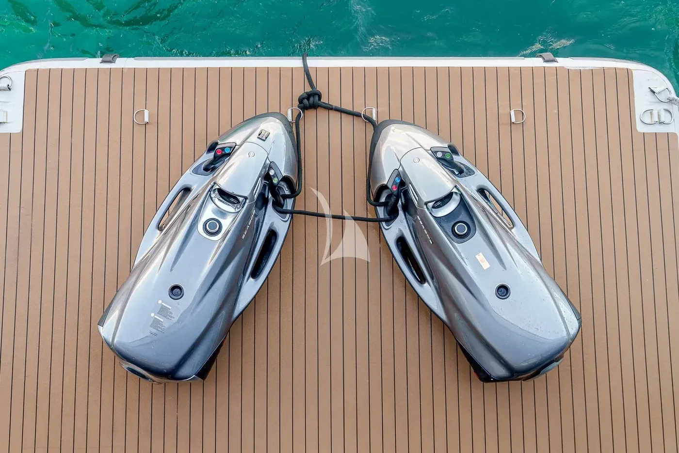 MALTESE FALCON, watertoys 1