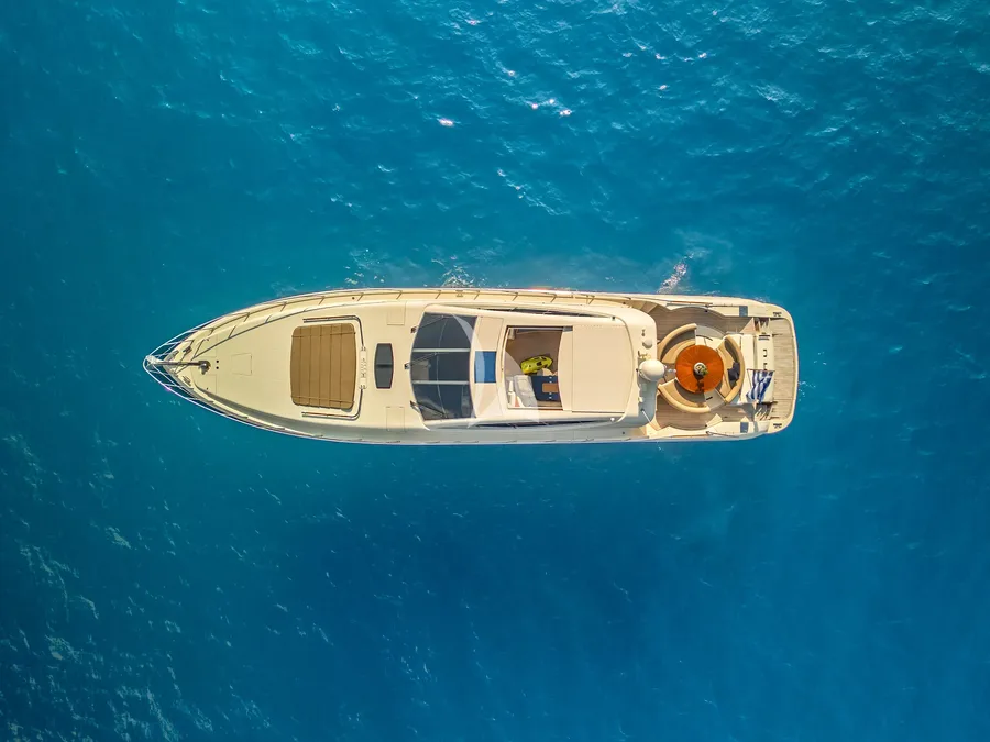 SEA U, photos 1